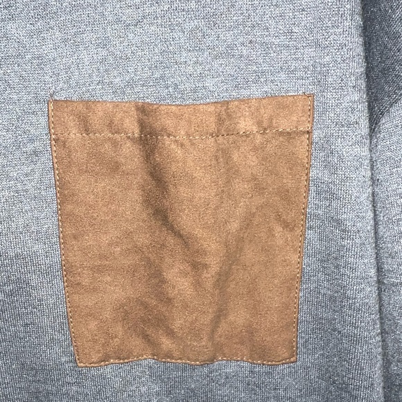 She & Sky Tunic. Size Large. - Picture 2 of 6